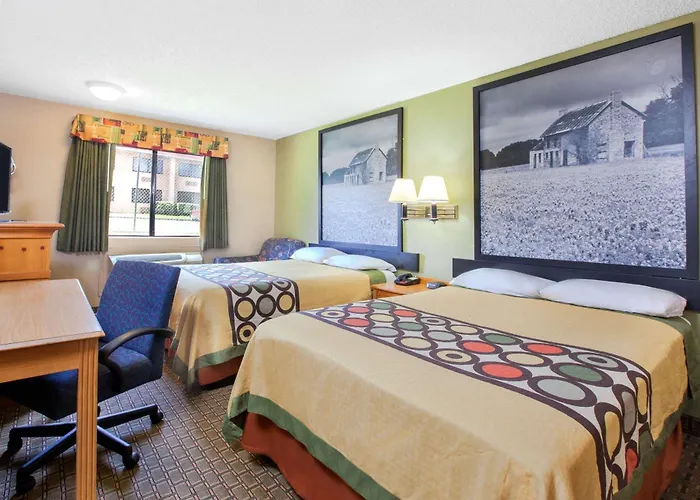 Super 8 By Wyndham Sherman
