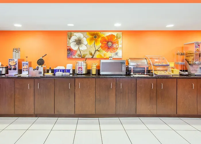 Days Inn By Wyndham Brooksville