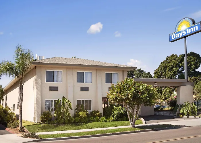 Days Inn By Wyndham Oceanside