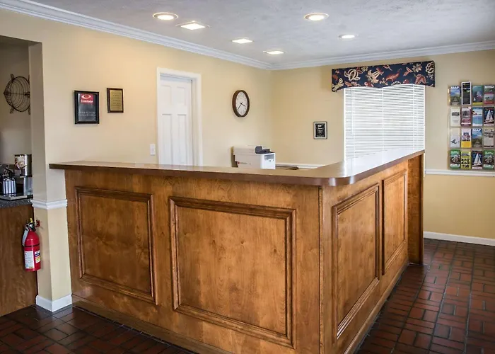 Econo Lodge Crystal Coast