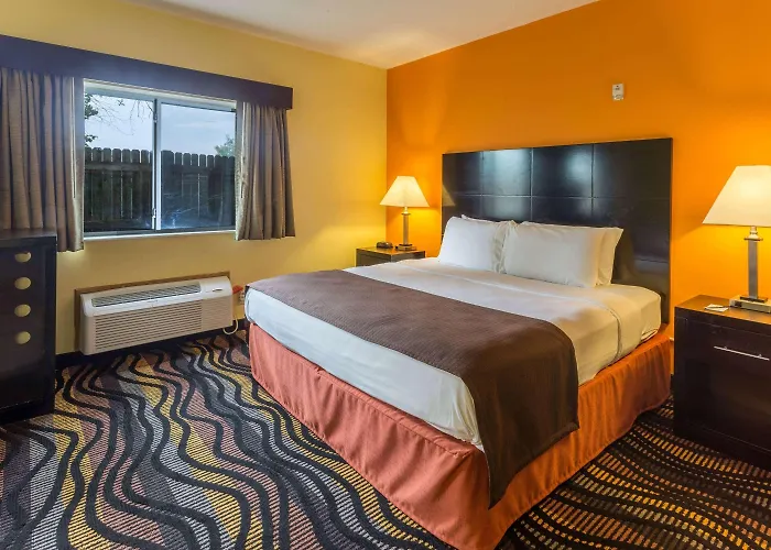 Americinn By Wyndham Streator
