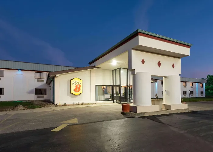Super 8 Cleveland