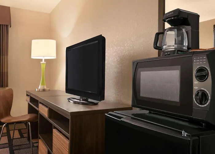 Super 8 By Wyndham Akron S/Green/Uniontown Oh
