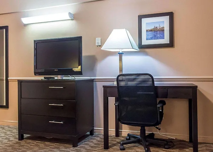 Econo Lodge Downtown Ottawa