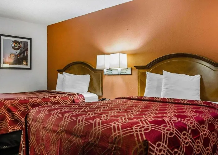 Econo Lodge Inn & Suites Enterprise
