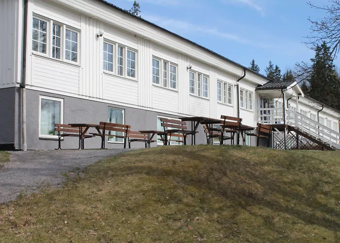 Best Western Colonial Village Motel