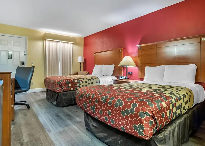 Econo Lodge Tupelo Barnes Crossing