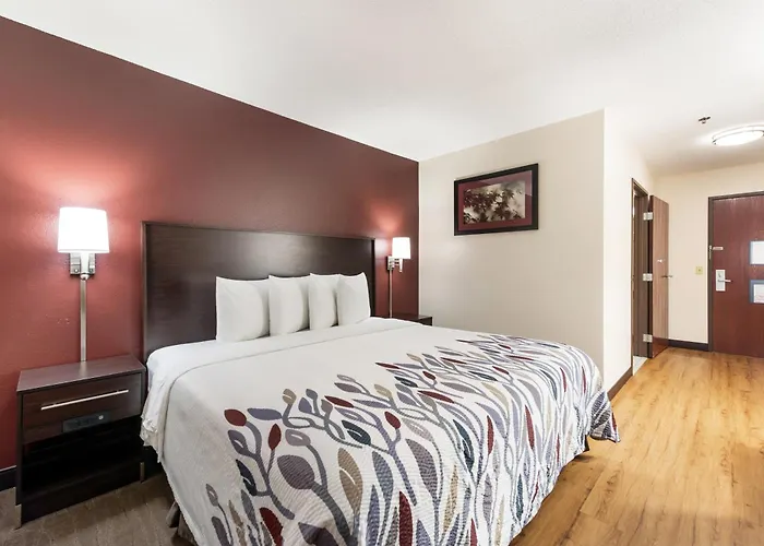 Red Roof Inn Auburn