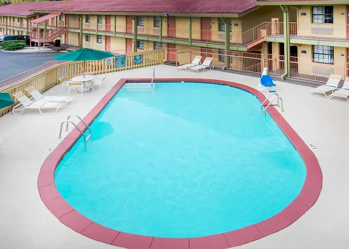 Days Inn By Wyndham Little Rock/Medical Center