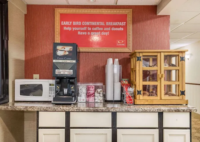 Econo Lodge Milwaukee Airport