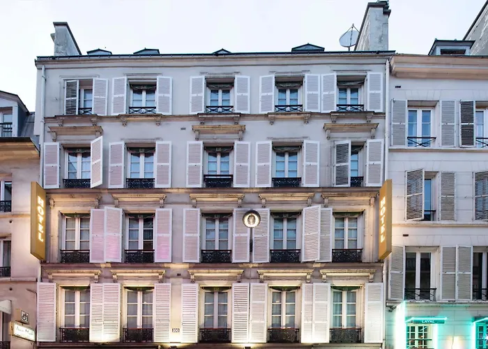 Elysees Hotel