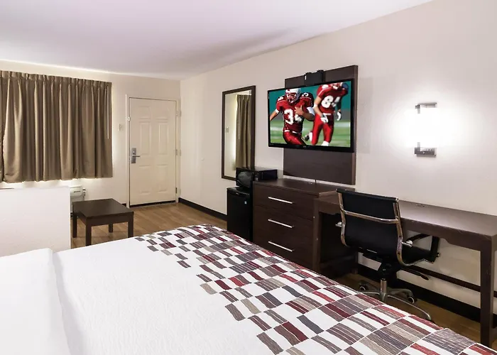 Red Roof Inn & Suites Commerce - Athens