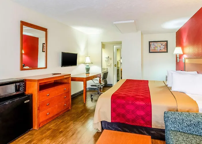 Econo Lodge Martinsville