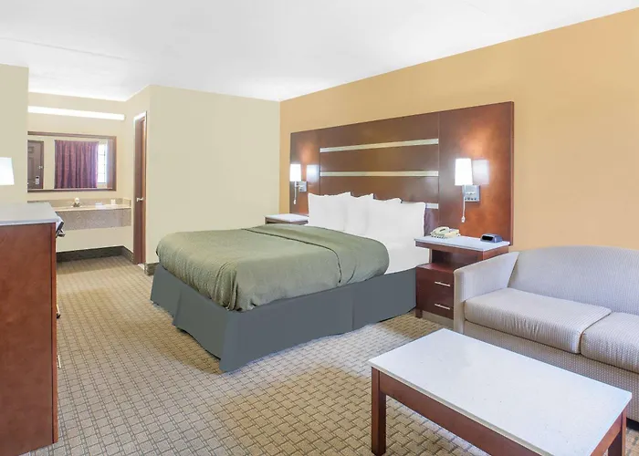 Days Inn By Wyndham Fayetteville