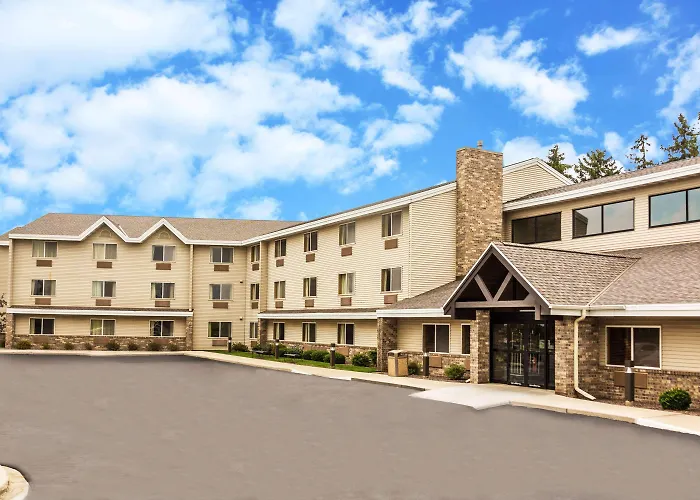 Americinn By Wyndham Sheboygan