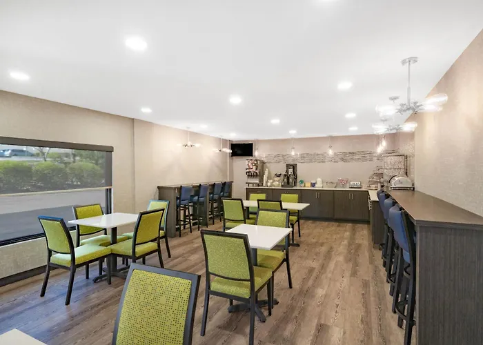 Days Inn By Wyndham Cookeville