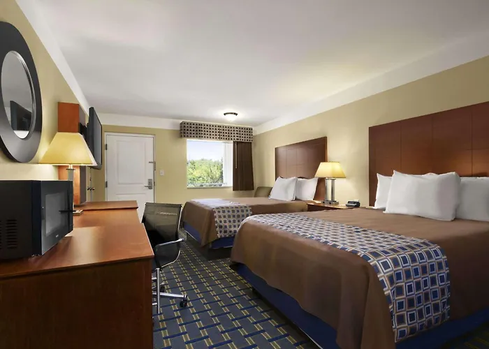 Days Inn By Wyndham Fultondale