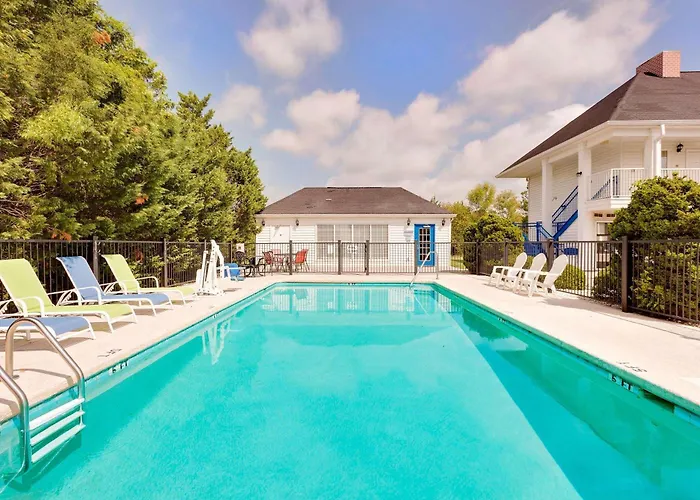 Baymont By Wyndham Cleveland