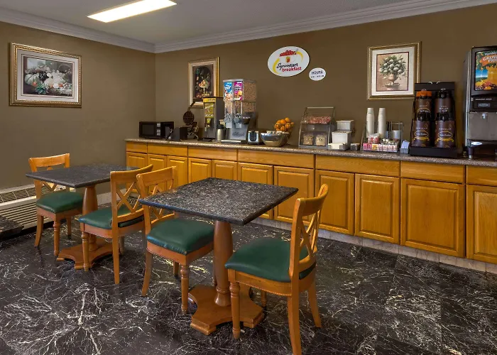 Super 8 By Wyndham Breaux Bridge