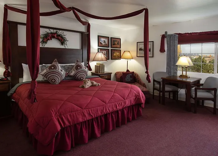 Coast Hilltop Inn
