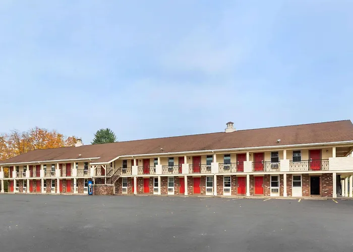 Econo Lodge Sturbridge Route 20