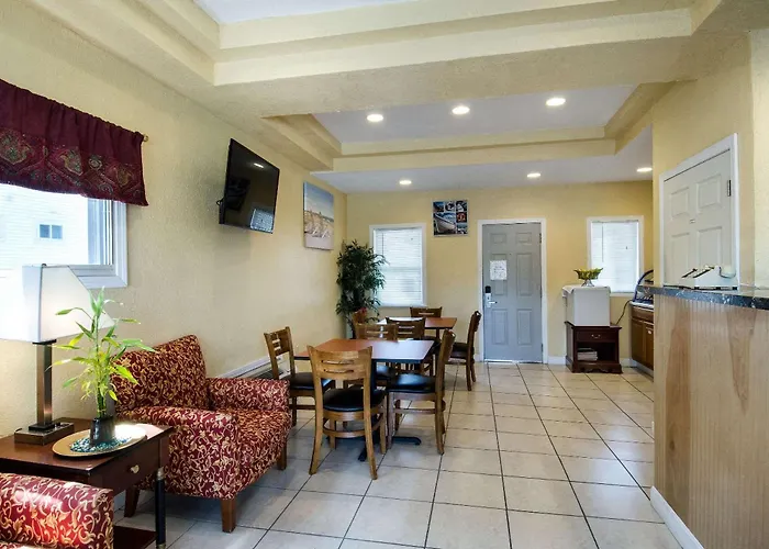 Econo Lodge West Yarmouth-Hyannis Cape Cod