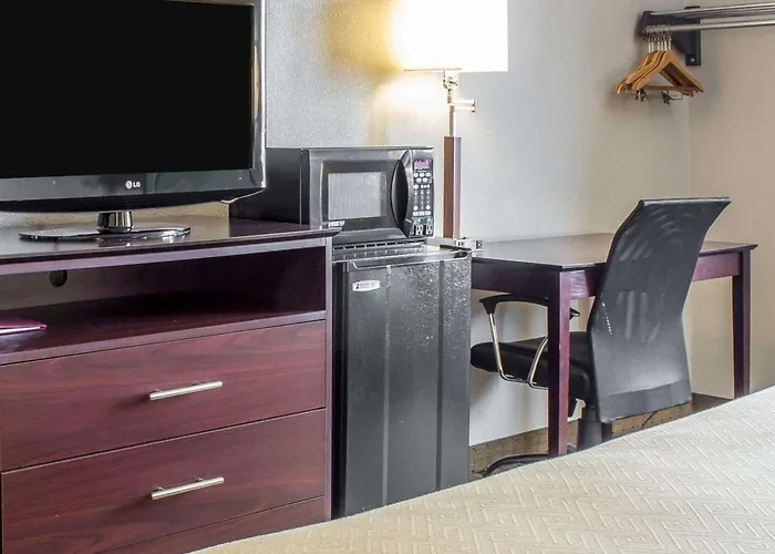 Econo Lodge Ames