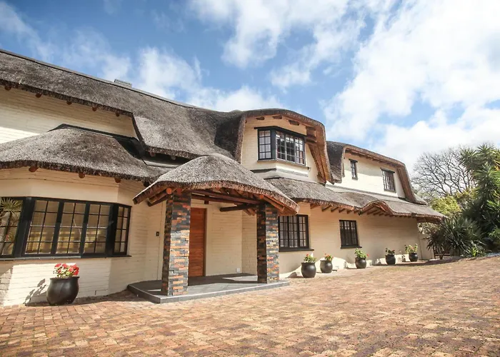 Winelands Villa Guesthouse And Cottages