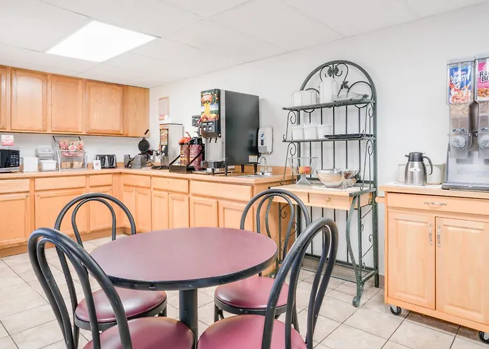 Super 8 By Wyndham Tomah Wisconsin