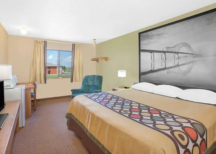 Super 8 By Wyndham Mt Pleasant