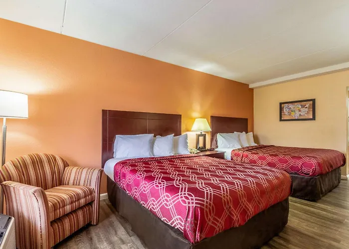 Econo Lodge Rocky Top