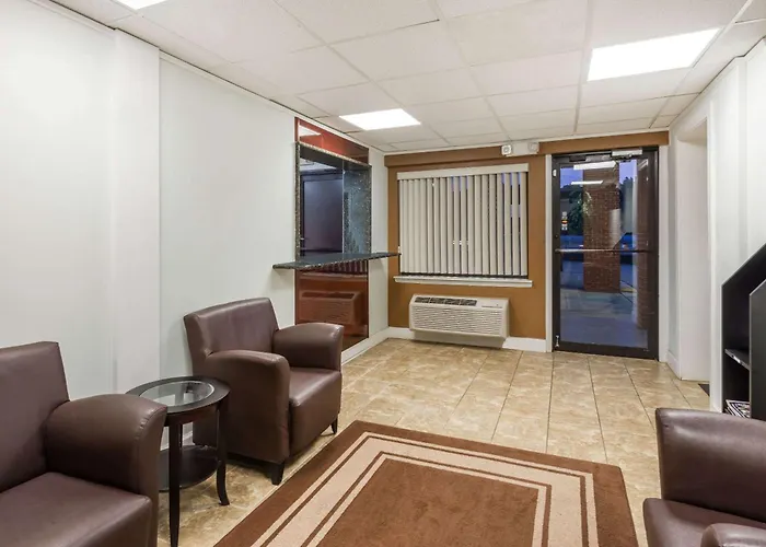 Super 8 By Wyndham Chattanooga Ooltewah