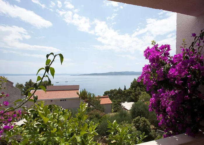 Villa Skalinada - Pool, Sea View & Private Path To Beach I Baska Voda