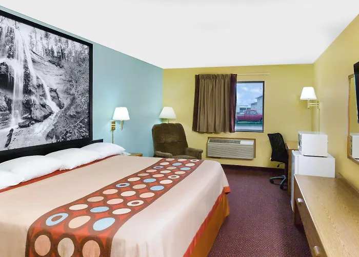 Super 8 By Wyndham Crete
