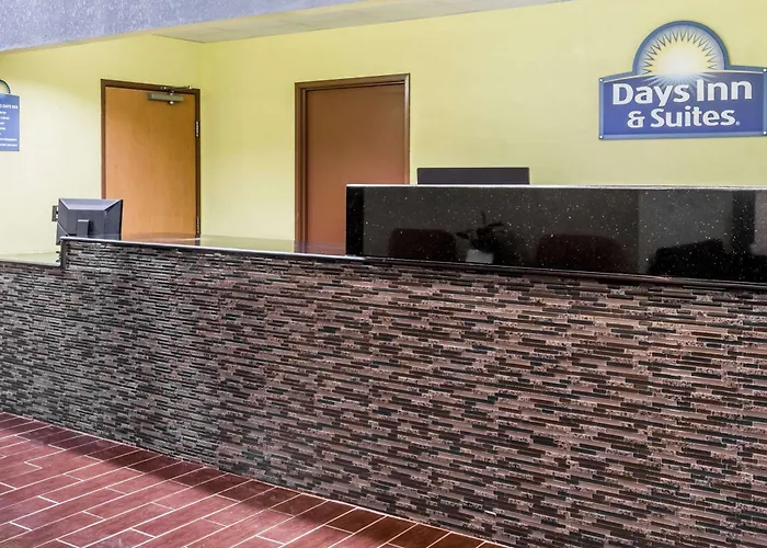 Days Inn & Suites By Wyndham Casey