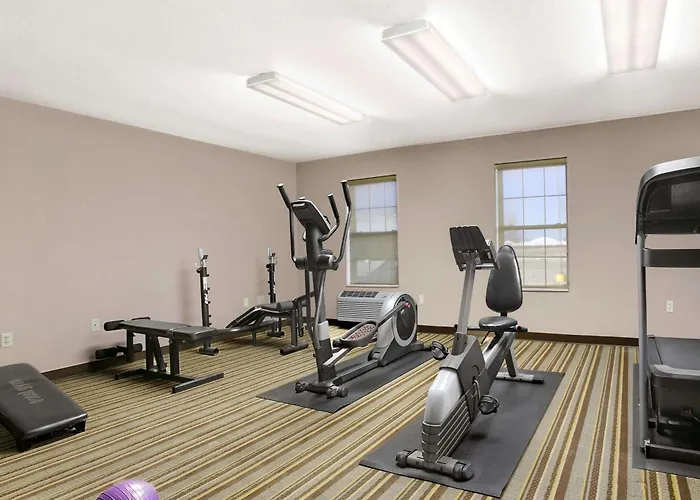 Super 8 By Wyndham Stafford/Springfield Area