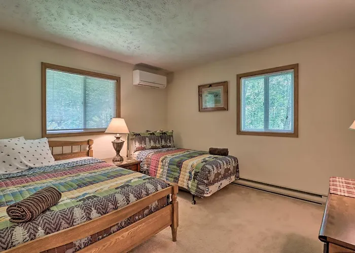 Deck & Resort Amenities: Pocono Lake Home