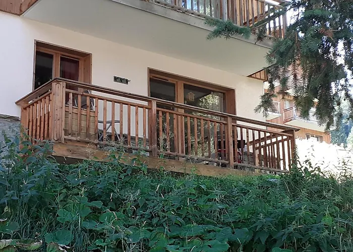 L'Erable at Les Chalets De Florence: Cozy Ski-In Apartment in Valfrejus