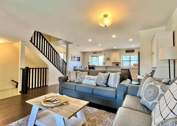 Perfect Base Invermere 3Bd Townhouse Mt Views With Garage