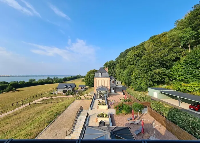 La Terrasse De L'Estuaire - Honfleur