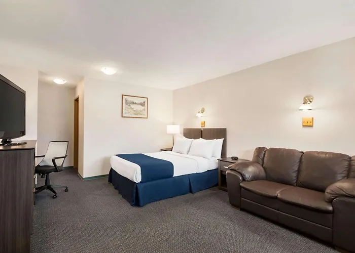 Travelodge By Wyndham Mcbride