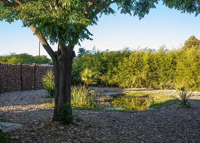 Preciosa Y Confortable Casa De Campo Con Piscina Y Chimenea
