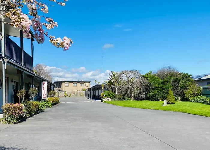 Mid Valley Motel