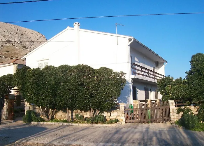 Apartments With Parking Space Pag - 16016