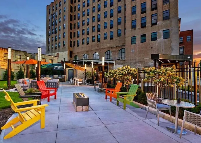 Stylish 1Br Unit. Parking. Easy Ride To Nyc