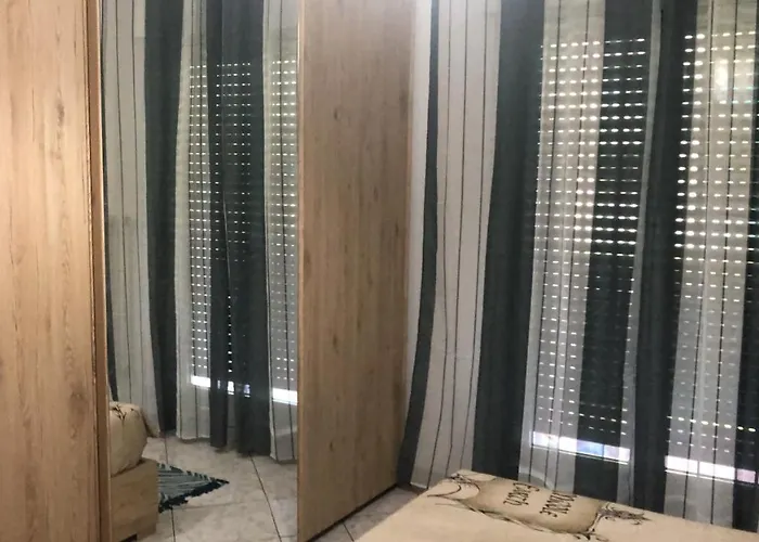 Casa Di Max - Private Room In Apartment With Shared Bathroom Free Parking