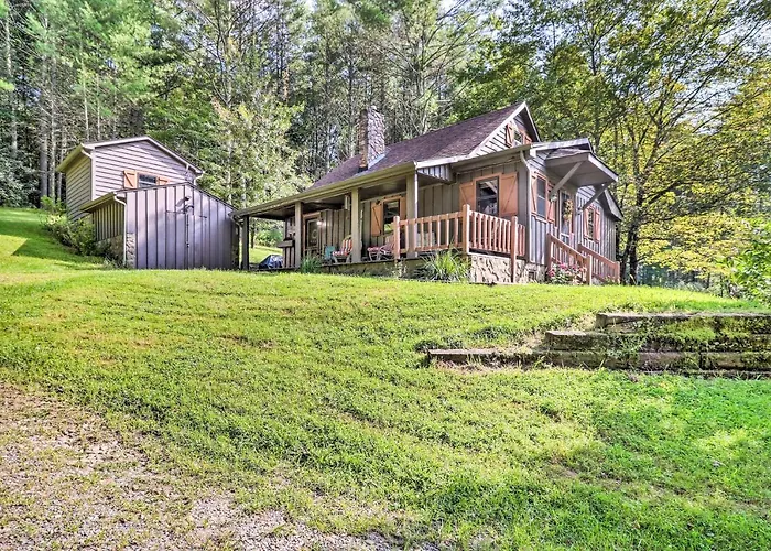 Rustic Cabin W/ Patio & Pond On Blue Ridge Parkway
