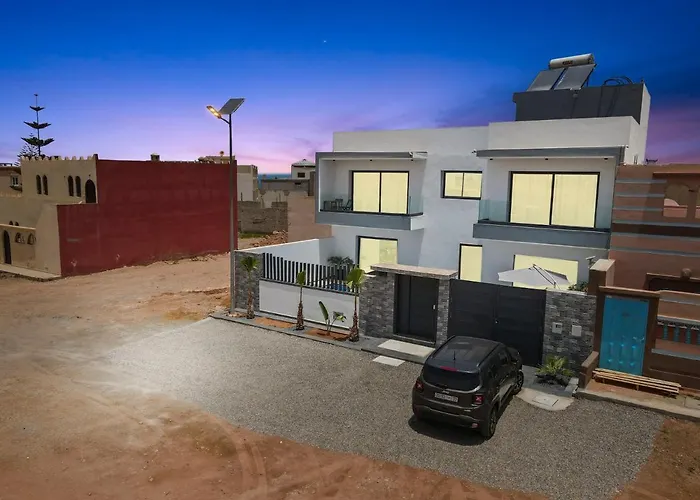 Villa Mosa 3 Beds + 3 Bath Villa With Pool