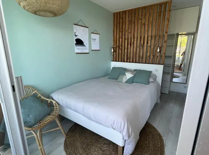 Appartement De Standing, Vue Sur Port De Plaisance