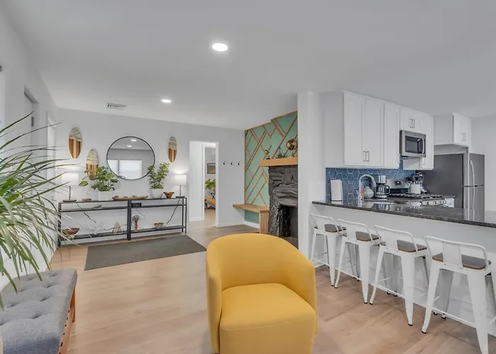 Spacious 3-Bedroom Bungalow In Bradley Beach